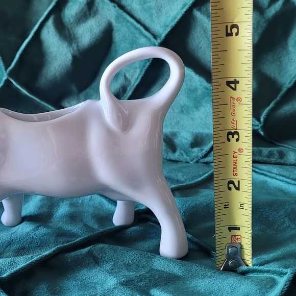 Charming White Ceramic Cow Creamer Duo - Picture 3 of 4